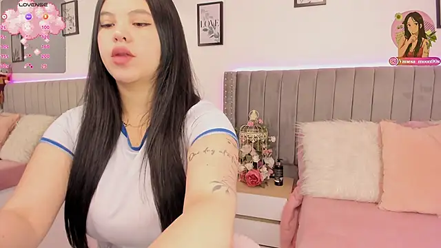 vanesa moon   online show from 03/05/26, 12:29