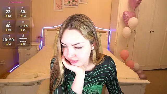 Snapshot of LexxiJoy chatting on 03/01/25, 10:13 LexxiJoy online show from 03/01/25, 10:13