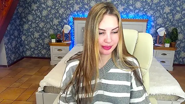 Snapshot of LexxiJoy chatting on 03/06/25, 08:05 LexxiJoy online show from 03/06/25, 08:05