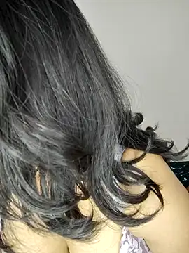 Snapshot of Riya_Stream01 chatting on 02/22/25, 07:58 Riya Stream01 online show from 02/22/25, 07:58