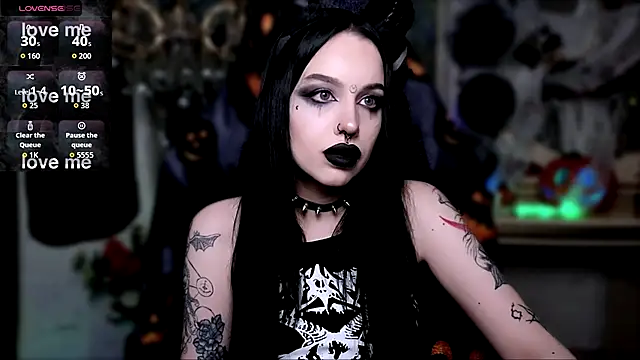 Snapshot of alexx_succubus chatting on 10/28/25, 06:07 alexx succubus online show from 10/28/25, 06:07