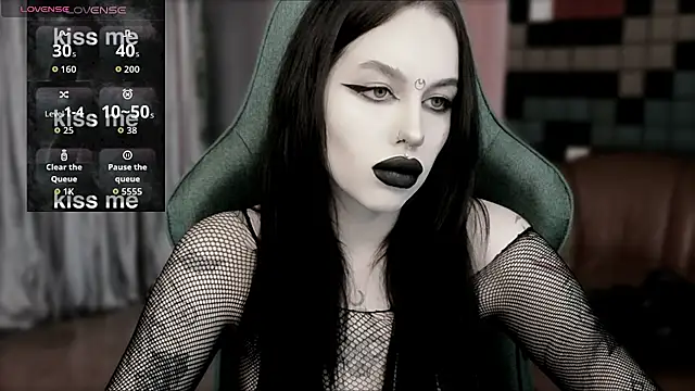 Snapshot of alexx_succubus chatting on 09/21/25, 06:13 alexx succubus online show from 09/21/25, 06:13