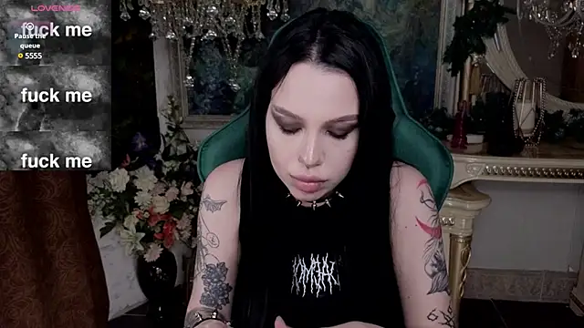 Snapshot of alexx_succubus chatting on 01/16/25, 08:00 alexx succubus online show from 01/16/25, 08:00