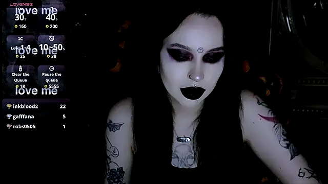 Snapshot of alexx_succubus chatting on 09/23/25, 07:10 alexx succubus online show from 09/23/25, 07:10