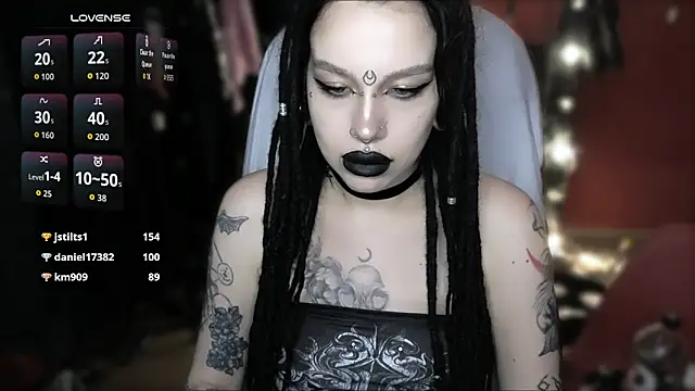 Snapshot of alexx_succubus chatting on 05/27/26, 01:57 alexx succubus online show from 05/27/26, 01:57