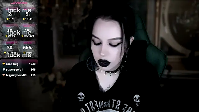 Snapshot of alexx_succubus chatting on 03/11/25, 02:42 alexx succubus online show from 03/11/25, 02:42