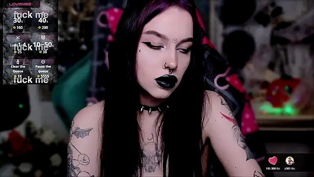 Snapshot of alexx_succubus chatting on 11/12/25, 05:00 alexx succubus online show from 11/12/25, 05:00