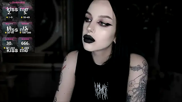 Snapshot of alexx_succubus chatting on 03/06/25, 06:26 alexx succubus online show from 03/06/25, 06:26