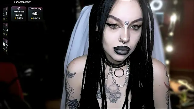 Snapshot of alexx_succubus chatting on 04/08/26, 11:28 alexx succubus online show from 04/08/26, 11:28