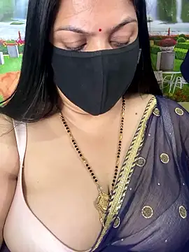 FlatVincy4 online show from 10/31/25, 04:03