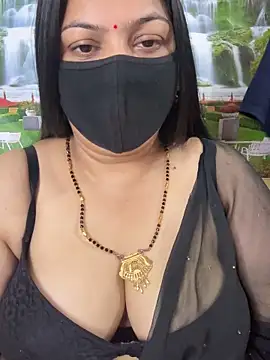 FlatVincy4 online show from 10/24/25, 04:00