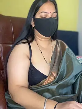 FlatVincy4 online show from 12/15/25, 05:13