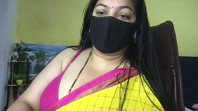 FlatVincy4 online show from 12/22/25, 05:29