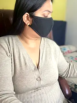 FlatVincy4 online show from 12/16/25, 07:01