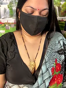 FlatVincy4 online show from 11/13/25, 04:49