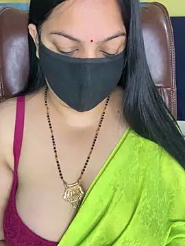 FlatVincy4 online show from 11/27/25, 04:24