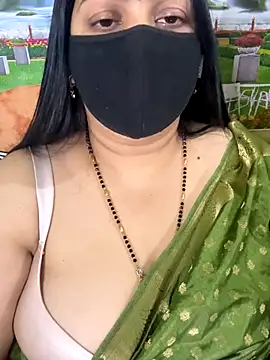 FlatVincy4 online show from 11/02/25, 04:34