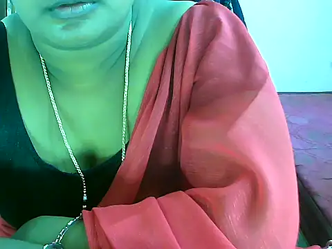 Snapshot of telugu_indhu_0001 chatting on 06/12/26, 06:11 telugu indhu 0001 online show from 06/12/26, 06:11
