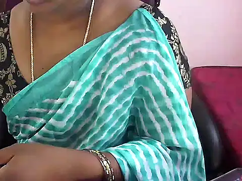 Snapshot of telugu_indhu_0001 chatting on 06/11/26, 05:04 telugu indhu 0001 online show from 06/11/26, 05:04