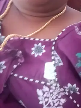 Snapshot of telugu_indhu_0001 chatting on 07/17/26, 07:38 telugu indhu 0001 online show from 07/17/26, 07:38