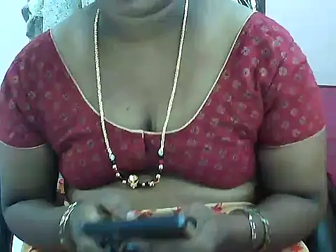 Snapshot of telugu_indhu_0001 chatting on 06/05/26, 06:52 telugu indhu 0001 online show from 06/05/26, 06:52