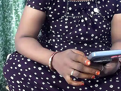 Snapshot of telugu_indhu_0001 chatting on 09/16/25, 06:25 telugu indhu 0001 online show from 09/16/25, 06:25