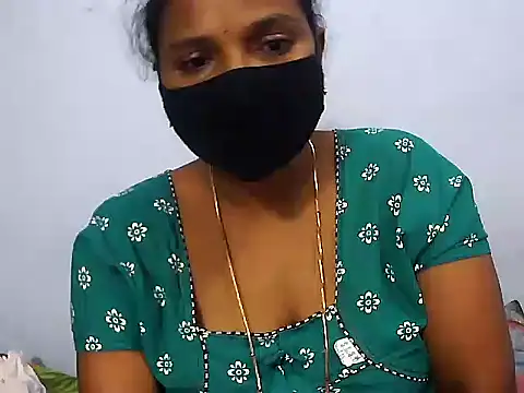 Snapshot of telugu_indhu_0001 chatting on 10/02/25, 10:57 telugu indhu 0001 online show from 10/02/25, 10:57