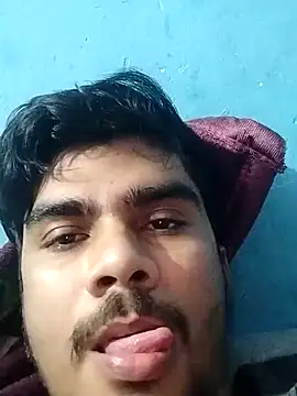 Snapshot of dannyD06969 chatting on 01/29/25, 07:43 dannyD06969 online show from 01/29/25, 07:43