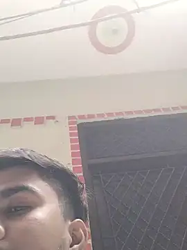 Snapshot of dannyD06969 chatting on 12/22/24, 08:16 dannyD06969 online show from 12/22/24, 08:16