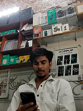 Snapshot of dannyD06969 chatting on 04/02/26, 07:48 dannyD06969 online show from 04/02/26, 07:48