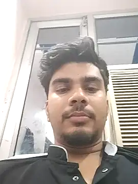 Snapshot of dannyD06969 chatting on 02/26/25, 05:53 dannyD06969 online show from 02/26/25, 05:53