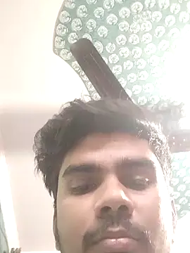 Snapshot of dannyD06969 chatting on 01/27/25, 01:52 dannyD06969 online show from 01/27/25, 01:52