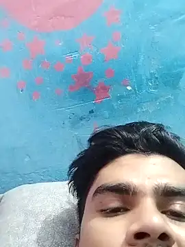 Snapshot of dannyD06969 chatting on 12/28/24, 08:04 dannyD06969 online show from 12/28/24, 08:04