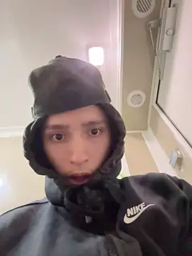 qbaby96 online show from 02/13/25, 10:02