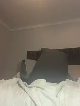 Snapshot of Sexybabe430 chatting on 01/02/25, 11:27 Sexybabe430 online show from 01/02/25, 11:27