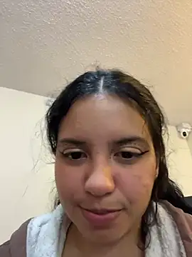 Snapshot of Rosita_forever_ chatting on 07/15/26, 07:21 Rosita forever online show from 07/15/26, 07:21