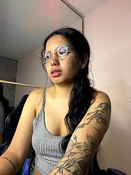 Rosita forever  online show from 12/01/25, 02:18