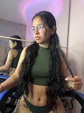 Rosita forever  online show from 11/15/25, 01:48