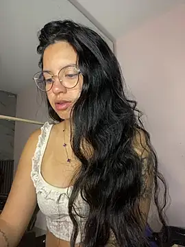 Rosita forever  online show from 02/23/26, 02:28