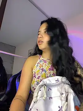 Snapshot of Rosita_forever_ chatting on 04/30/26, 05:31 Rosita forever online show from 04/30/26, 05:31