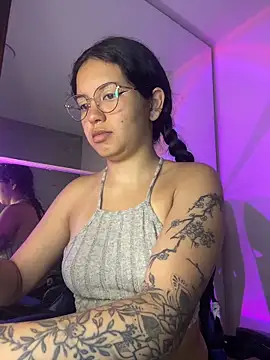 Rosita forever  online show from 04/14/26, 01:49