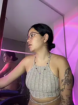 Rosita forever  online show from 03/02/26, 02:02