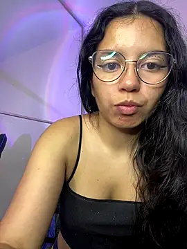 Rosita forever  online show from 12/15/25, 03:51