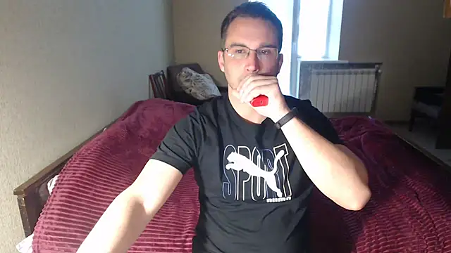 Snapshot of Sanderx chatting on 03/08/25, 01:36 Sanderx online show from 03/08/25, 01:36