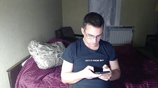Snapshot of Sanderx chatting on 03/04/25, 05:34 Sanderx online show from 03/04/25, 05:34