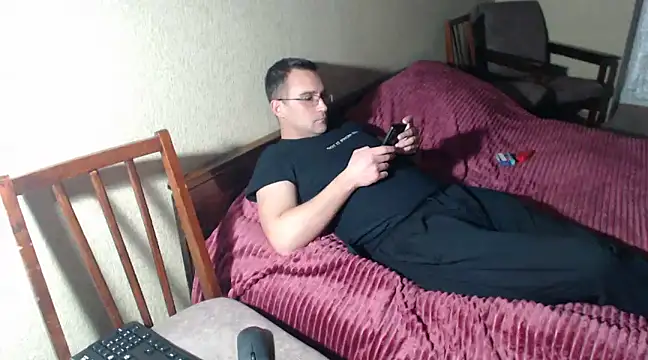 Snapshot of Sanderx chatting on 02/23/25, 11:04 Sanderx online show from 02/23/25, 11:04