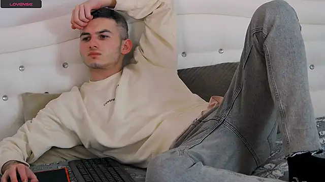 Devin Jay online show from 02/10/25, 01:57