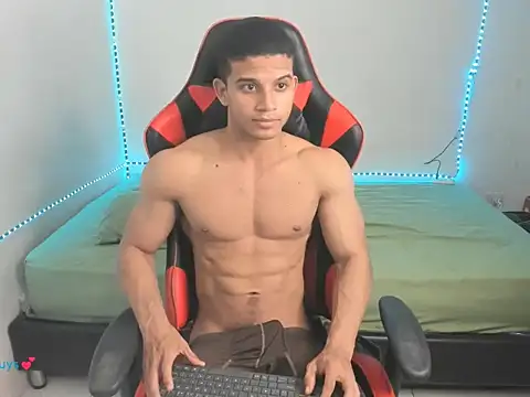 oliver thompsson7 online show from 02/07/26, 11:13