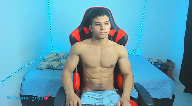 Snapshot of oliver_thompsson7 chatting on 02/03/25, 12:47 oliver thompsson7 online show from 02/03/25, 12:47