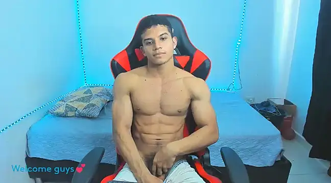 Snapshot of oliver_thompsson7 chatting on 02/06/25, 08:13 oliver thompsson7 online show from 02/06/25, 08:13